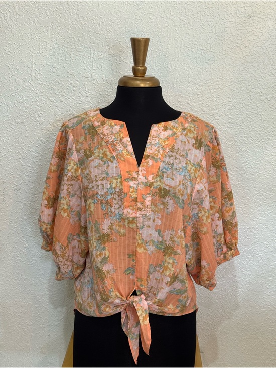 Rose & Olive Tops - Rose & Olive Peach Floral Tie-Front Blouse